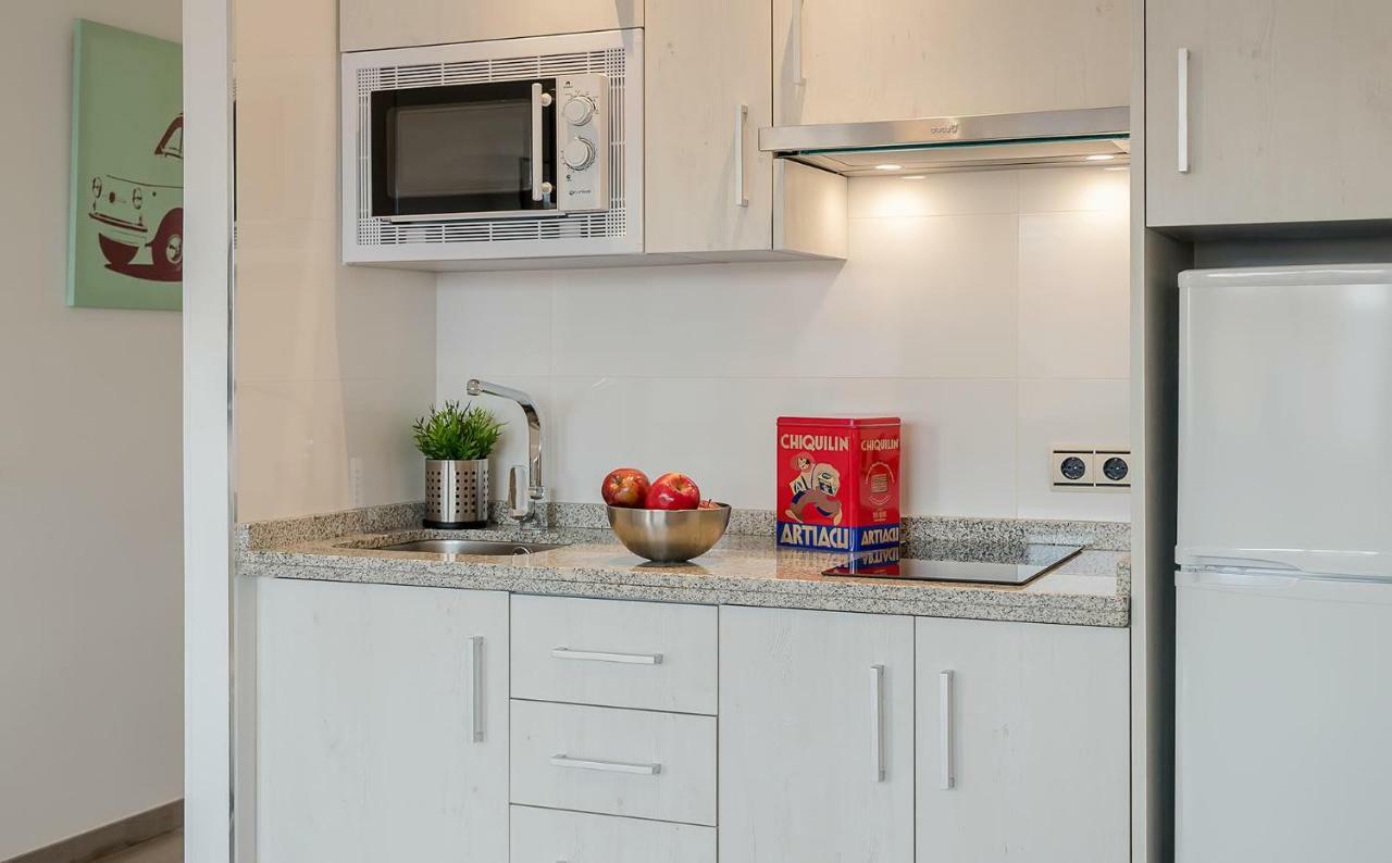 Apartamento Los Tres Soles Málaga Kültér fotó