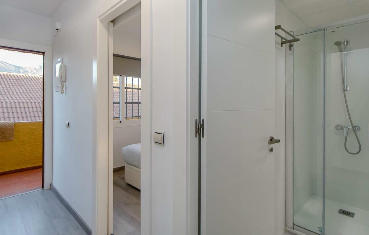 Apartamento Los Tres Soles Málaga Kültér fotó